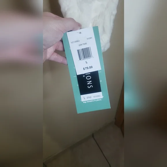 Perceptions Faux Fur Women's Round Neck Long Sleeve Shrug - Picture 11 of 12